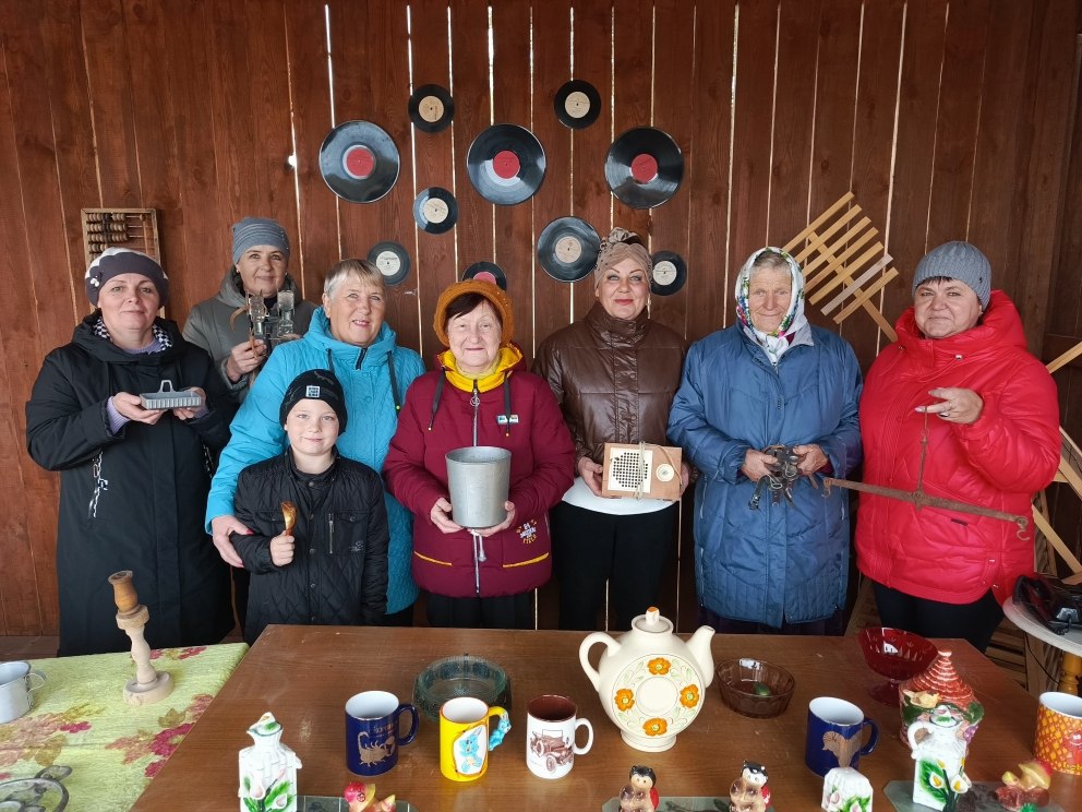 День бабушек и дедушек: в Саратовской области проходят тематические мероприятия